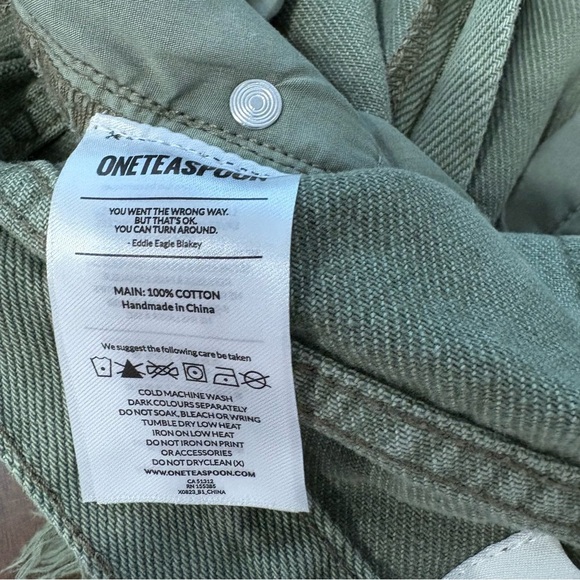 ONE TEASPOON Rollers Jean Shorts Distressed Frayed Hem Cheeky Olive Geen Size 29 - Picture 4 of 8